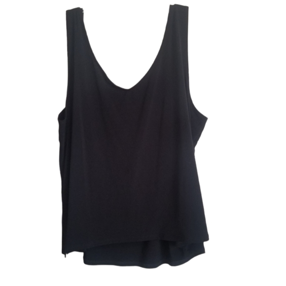 Womens plus tank - Picture 2 of 6